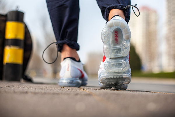 耐克airmaximpact2脚感测评,耐克airvapormax最新款