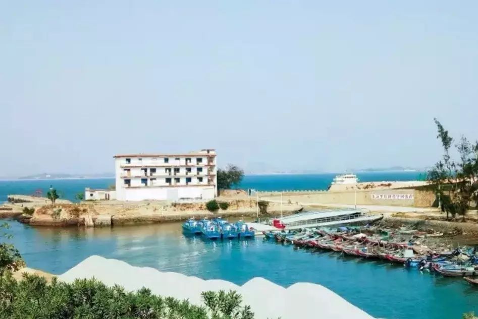 厦门灯塔公园拍照好去处,厦门鼓浪屿打卡景点灯塔