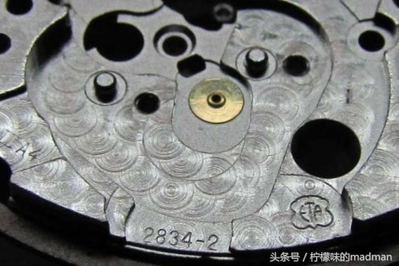 帝舵为什么用2834机芯,帝舵79733n机芯保养