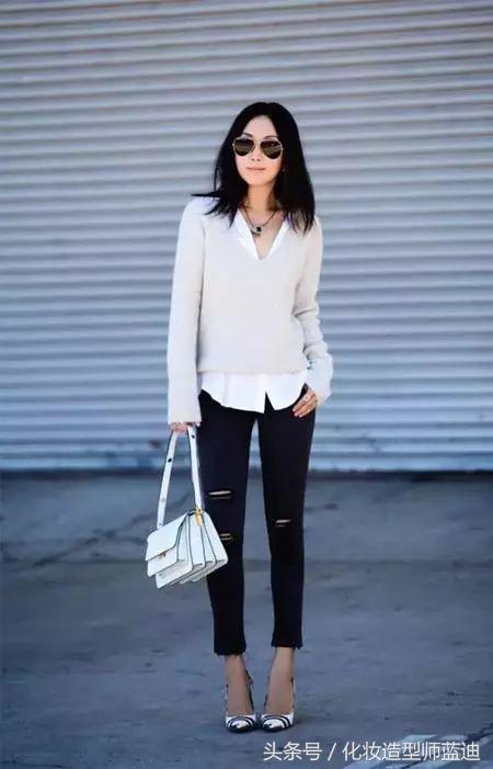 墨绿色毛衣配的衬衫穿搭,毛衣衬衫最温暖的叠穿套路