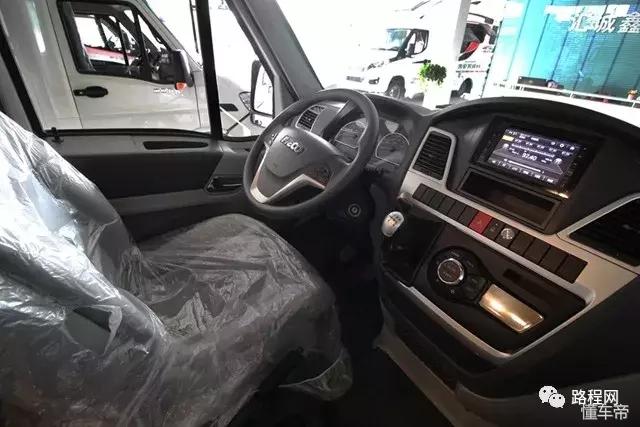 最新凯伦宾威双拓展房车价格,进口依维柯凯伦宾威二手