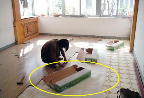 瓷砖上铺木地板省钱,装修木地板和瓷砖哪个省钱