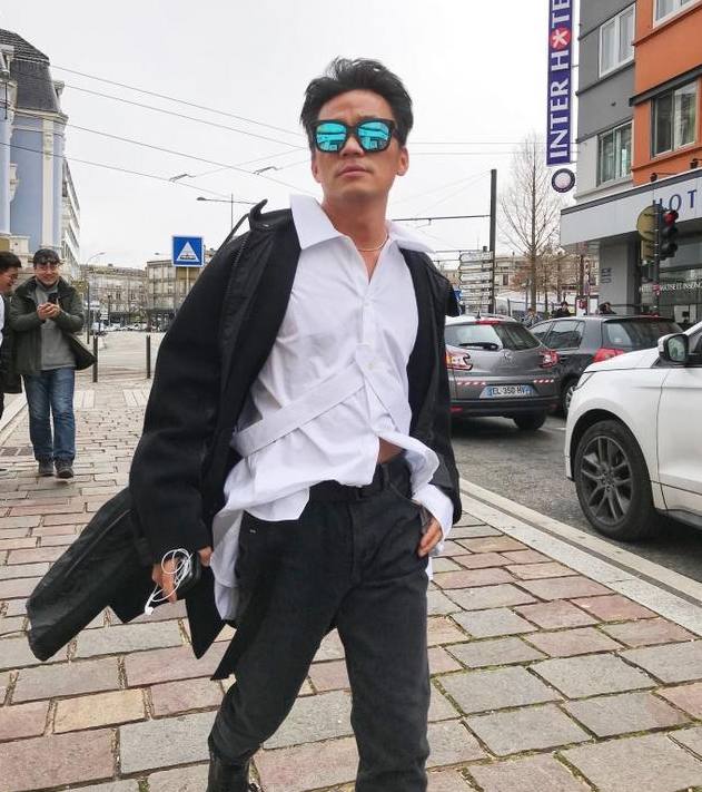 王宝强儿子王子豪谁在抚养,王宝强和王子豪是父子吗