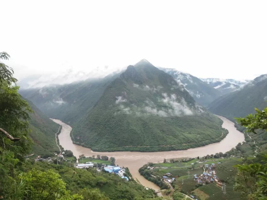 骑行云南山路是不是特别多,骑行滇藏困难处