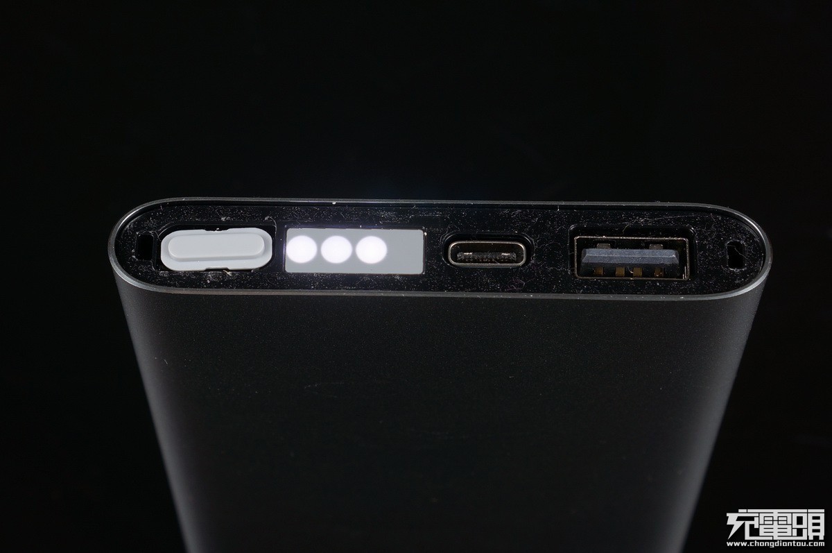 小米充电宝口袋版10000毫安评测,小米最好的充电宝是哪款