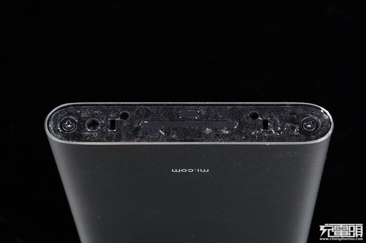 小米充电宝口袋版10000毫安评测,小米最好的充电宝是哪款