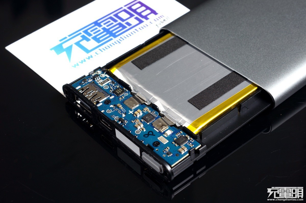 小米充电宝口袋版10000毫安评测,小米最好的充电宝是哪款