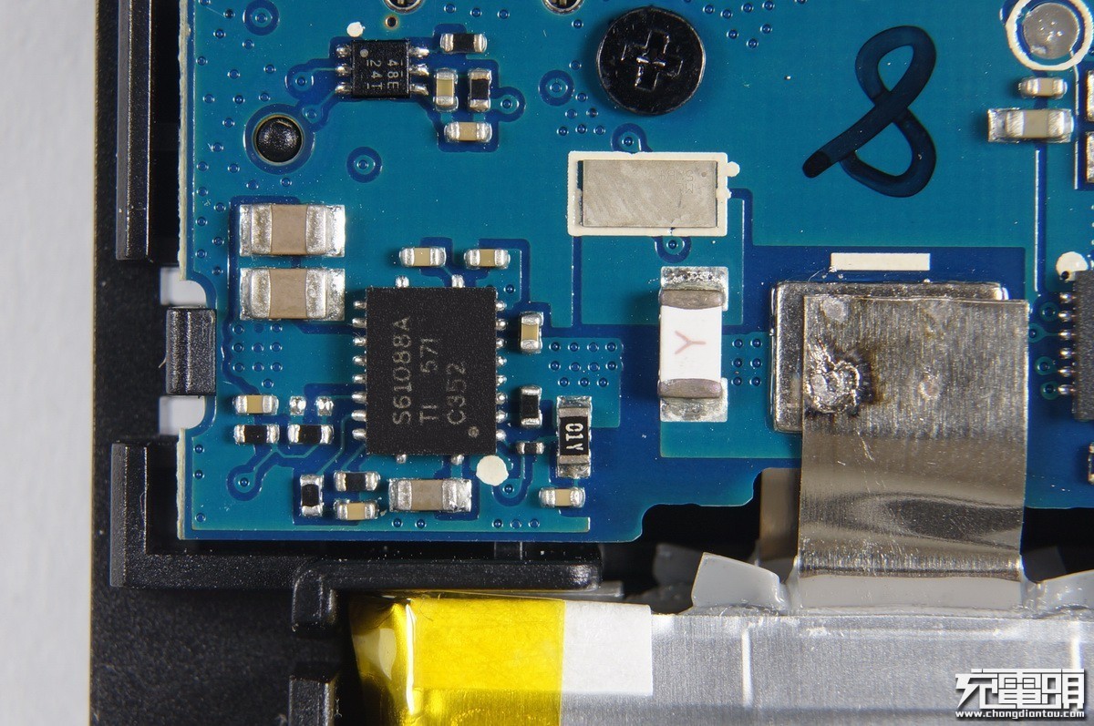 小米充电宝口袋版10000毫安评测,小米最好的充电宝是哪款