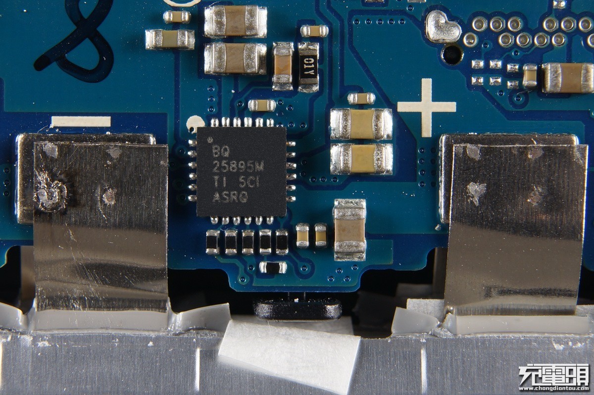 小米充电宝口袋版10000毫安评测,小米最好的充电宝是哪款