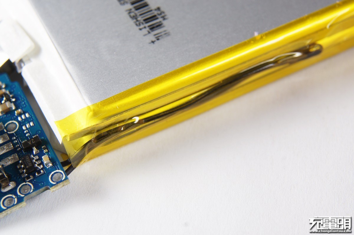 小米充电宝口袋版10000毫安评测,小米最好的充电宝是哪款