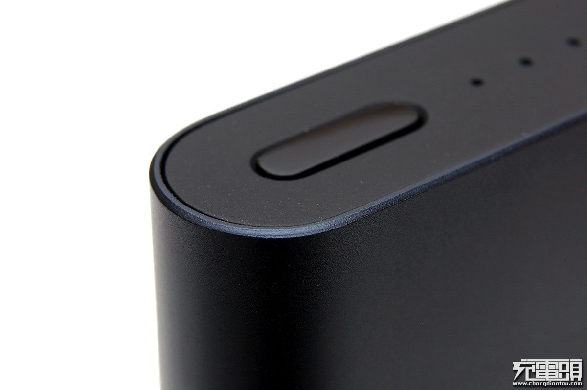 小米充电宝口袋版10000毫安评测,小米最好的充电宝是哪款