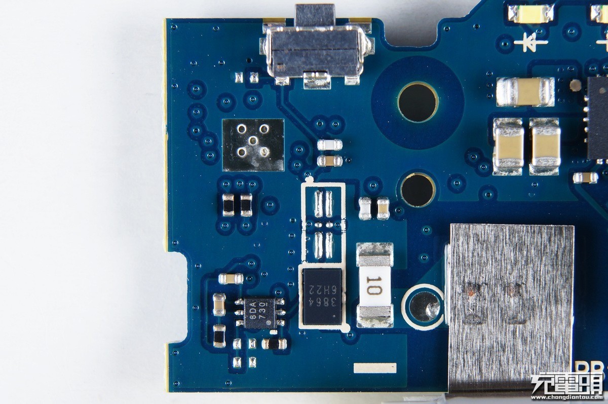 小米充电宝口袋版10000毫安评测,小米最好的充电宝是哪款