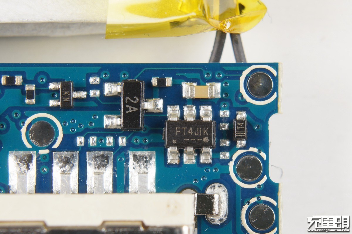 小米充电宝口袋版10000毫安评测,小米最好的充电宝是哪款