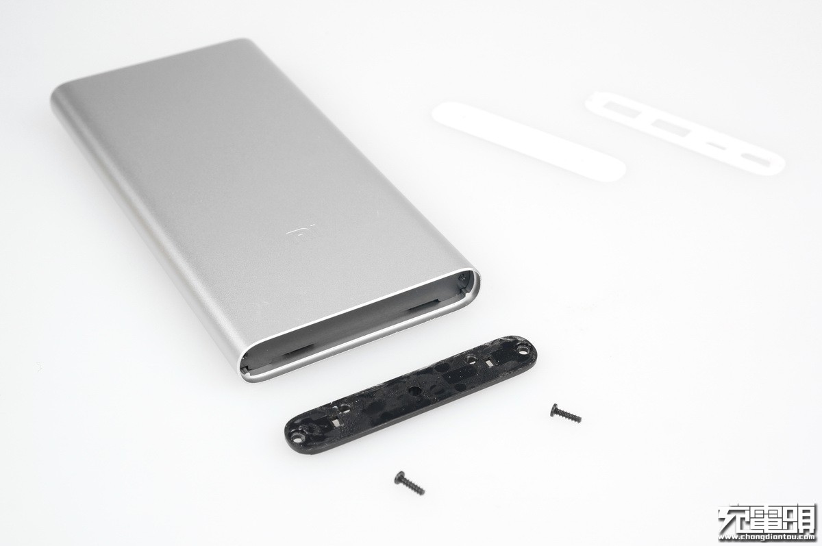 小米充电宝口袋版10000毫安评测,小米最好的充电宝是哪款