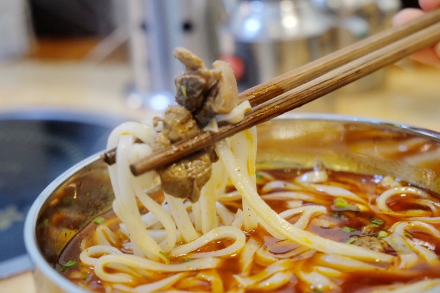 在贵阳花果园的上班族们，看了这篇文章，你确定还要点外卖？