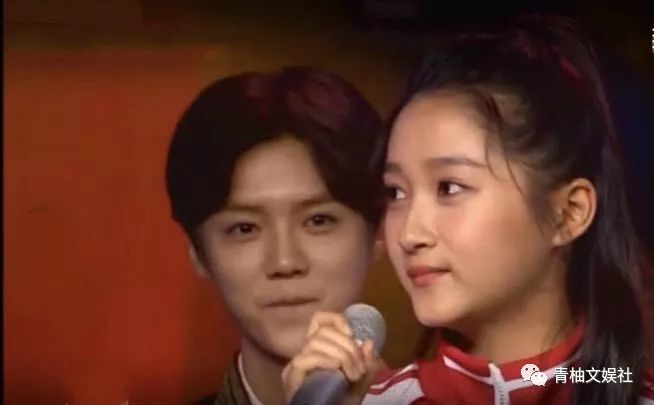 这次又双叒叕穿错了！关晓彤为何从国民闺女变成国民笑话？