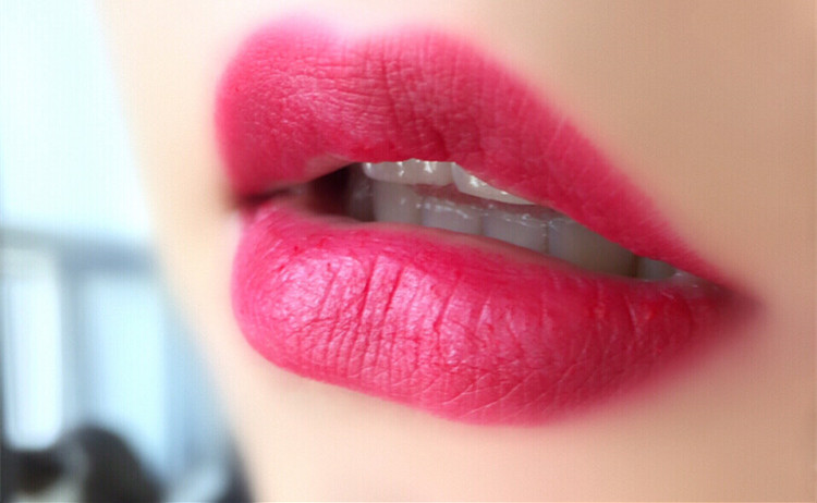 盘点走在街上就会被人问的口红和色号！这些才是经典真绝色！