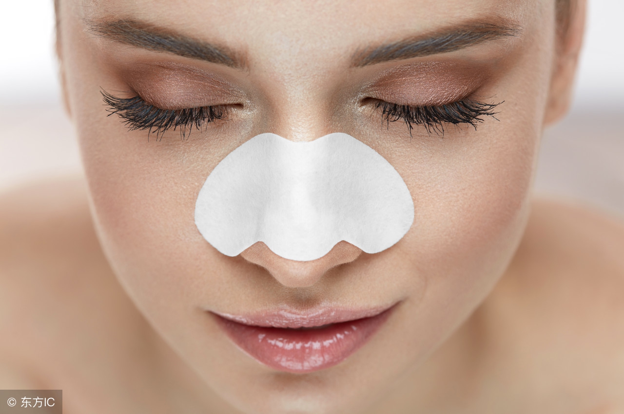 如何去黑头？疏通毛孔告别黑头立变瓷肌美人！