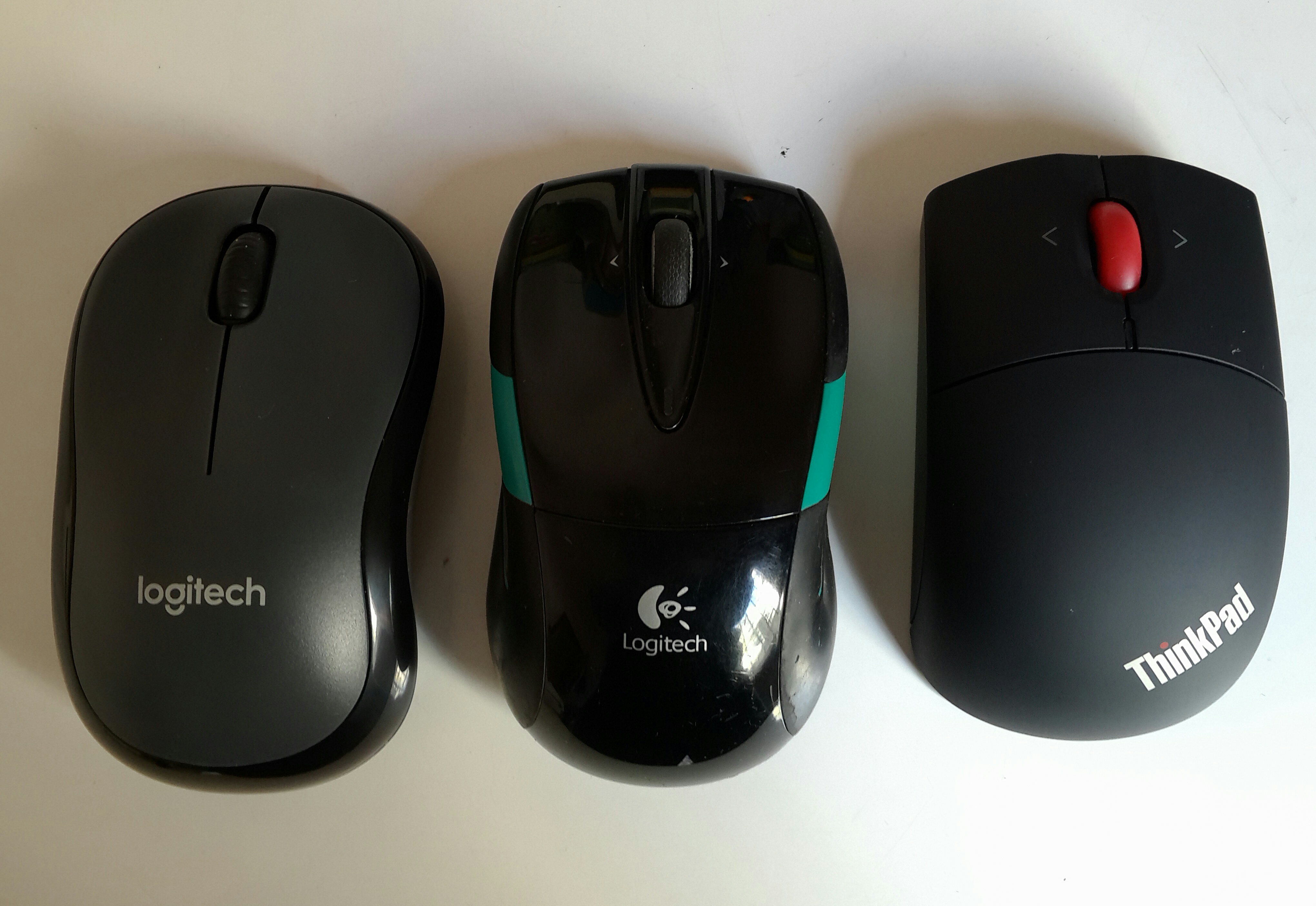 拆罗技无线鼠标的方法,拆一个全新的罗技m220无线鼠标