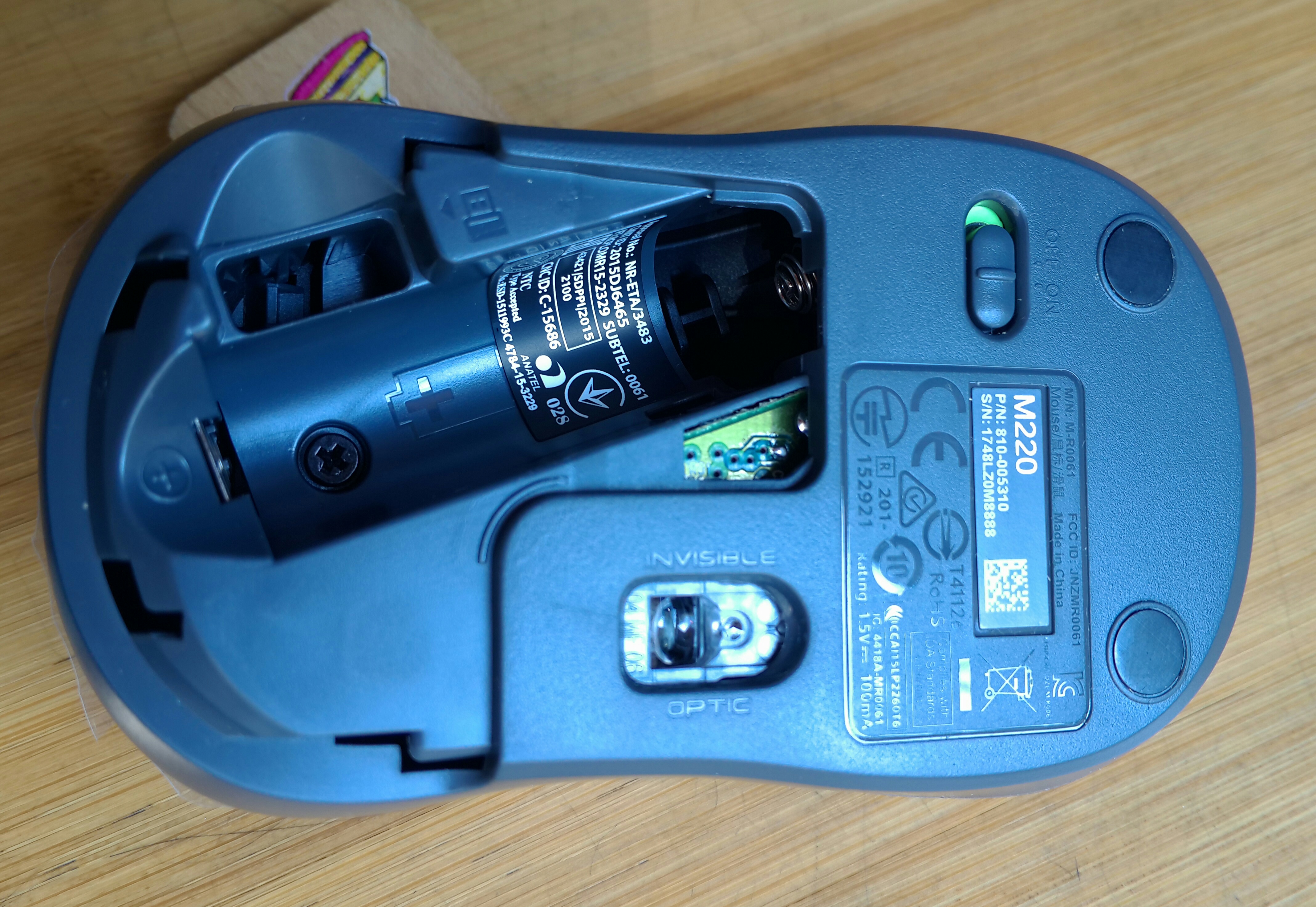 拆罗技无线鼠标的方法,拆一个全新的罗技m220无线鼠标