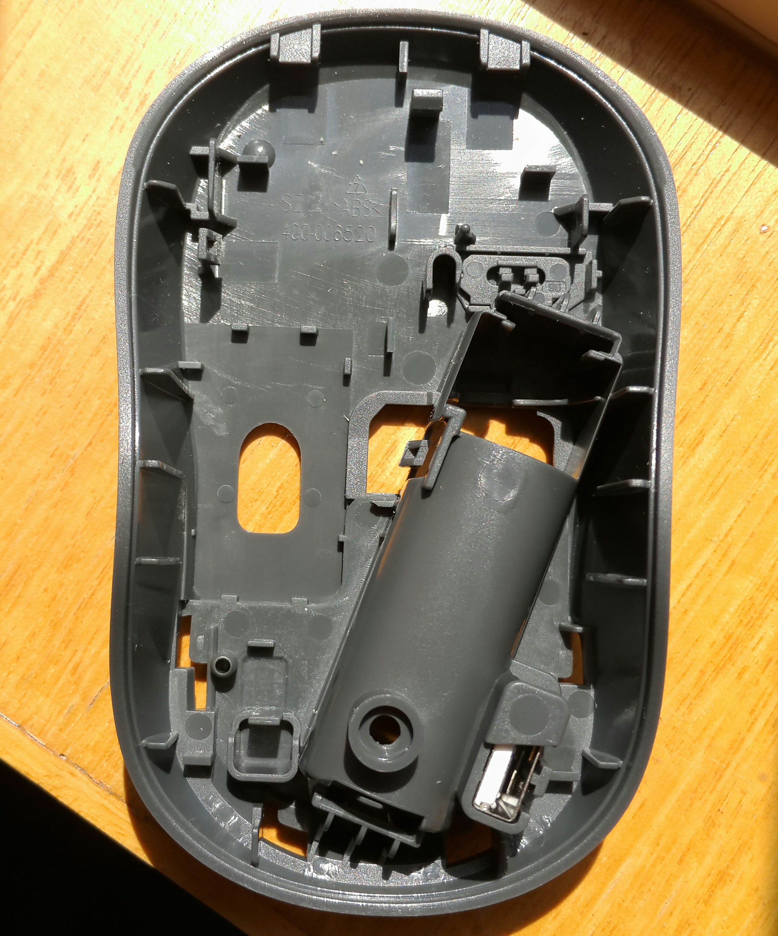 拆罗技无线鼠标的方法,拆一个全新的罗技m220无线鼠标