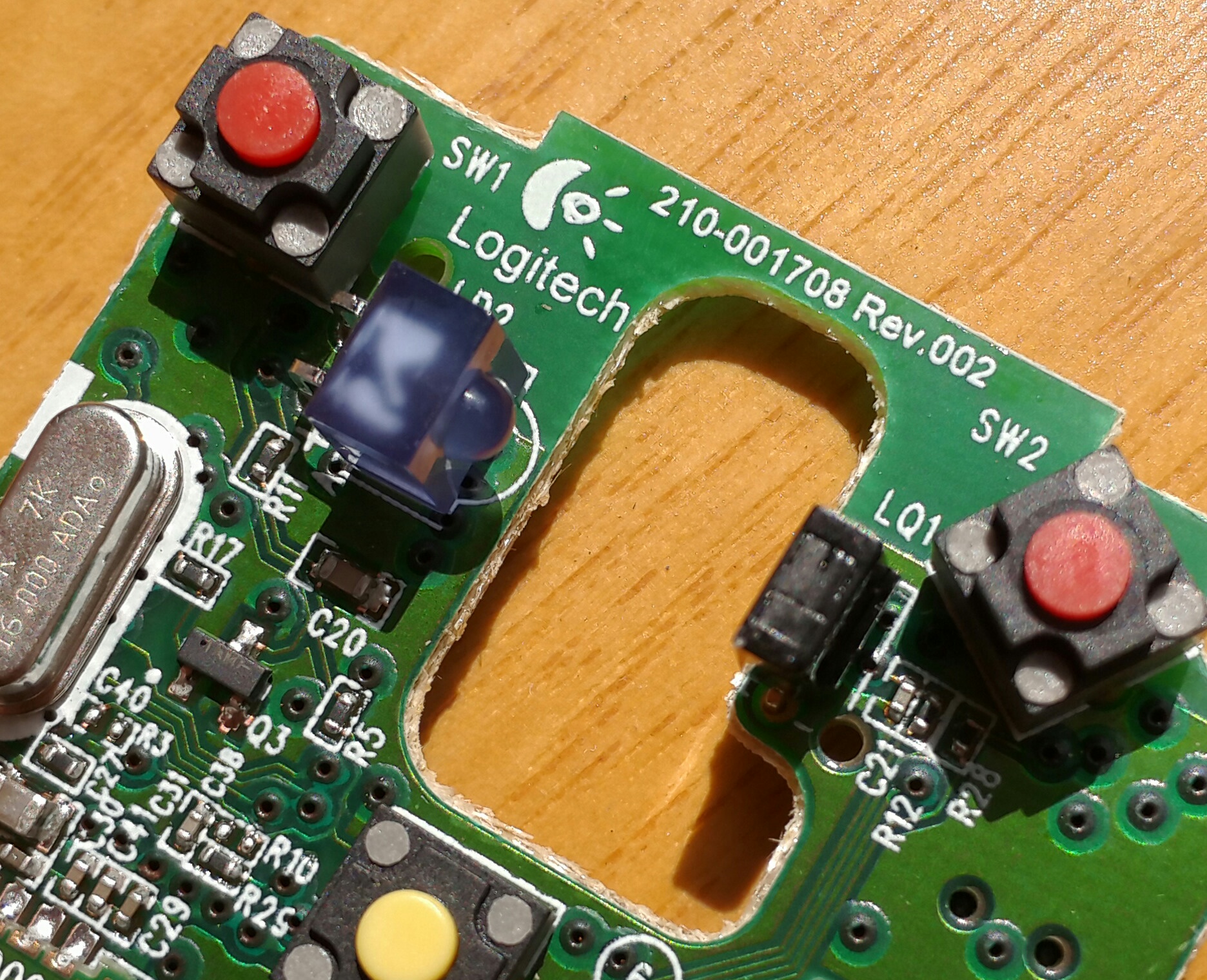 拆罗技无线鼠标的方法,拆一个全新的罗技m220无线鼠标