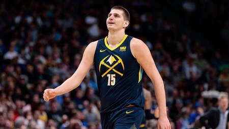 最强nba卡佩拉和考辛斯哪个厉害,最强nba卡佩拉考辛斯