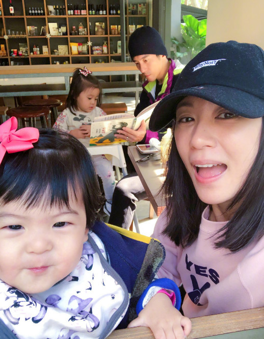 贾静雯波妞完整视频,贾静雯晒波妞照片