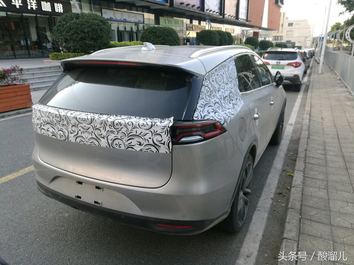 比亚迪新款唐钛泽银,钛泽银唐