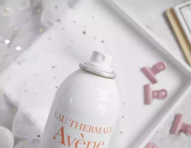 晒后舒缓镇定喷雾,镇静舒缓补水喷雾