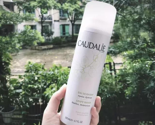 晒后舒缓镇定喷雾,镇静舒缓补水喷雾