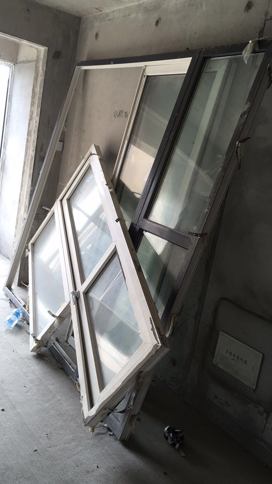 二手房自己装修房子动手全过程,自己装修房子动手全过程效果图