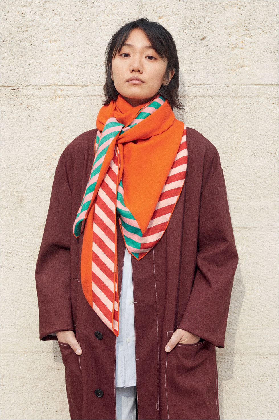 入手一条爱马仕的丝巾，超过5种以上穿搭打法，只看你会不会运用