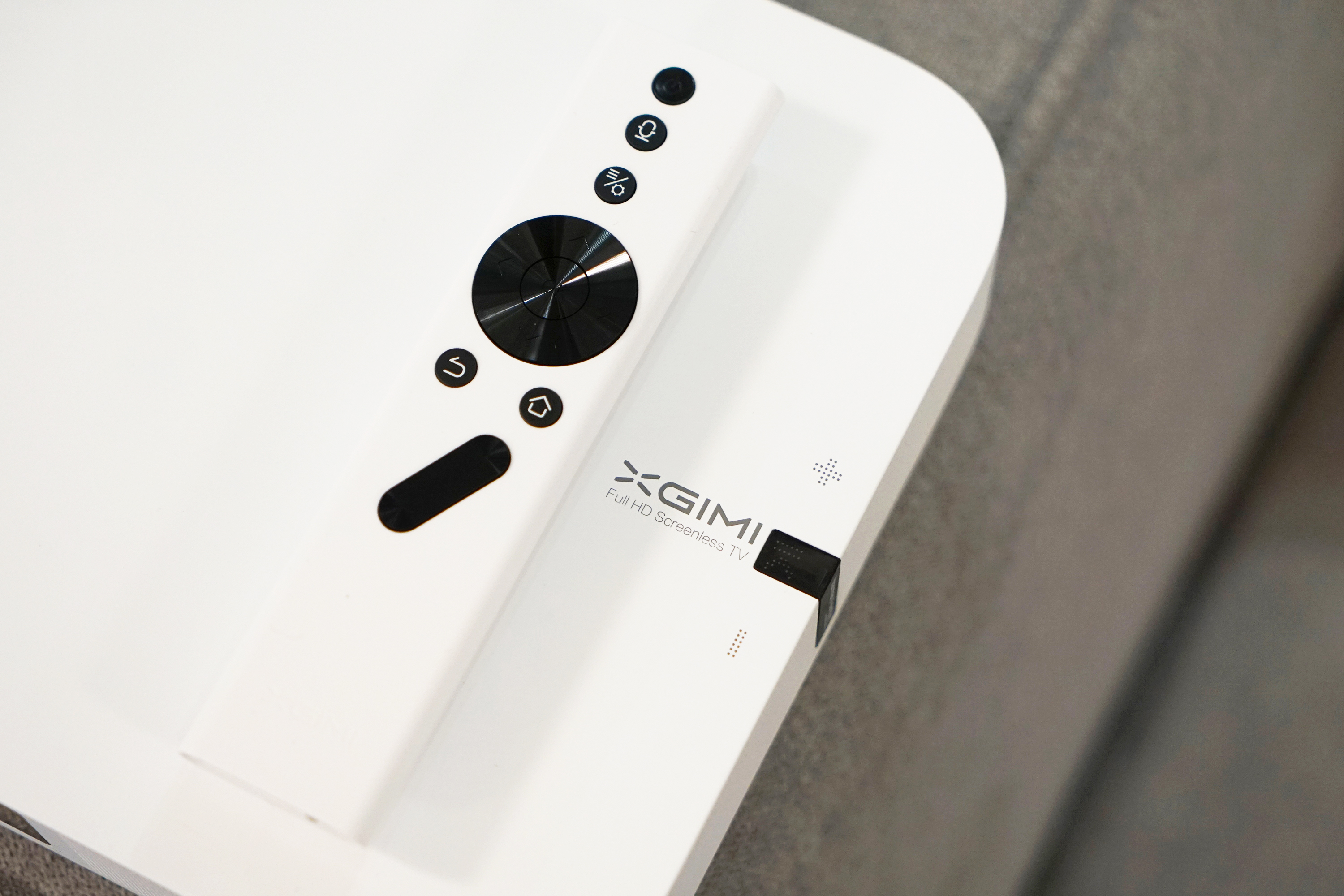 极米Z6开箱视频,极米投影z6多少钱