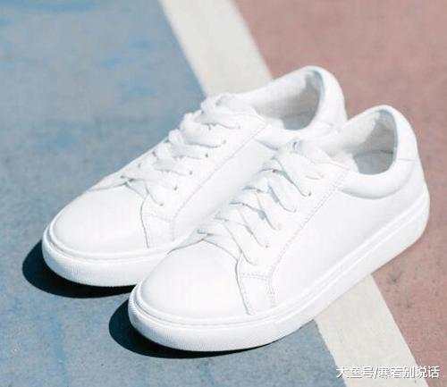 用盐可以清洁衣物小妙招,食用盐能洗白衣服污渍吗