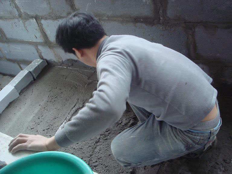 厨房橱柜下面用砖砌台子,厨房砌地台砌橱柜全过程