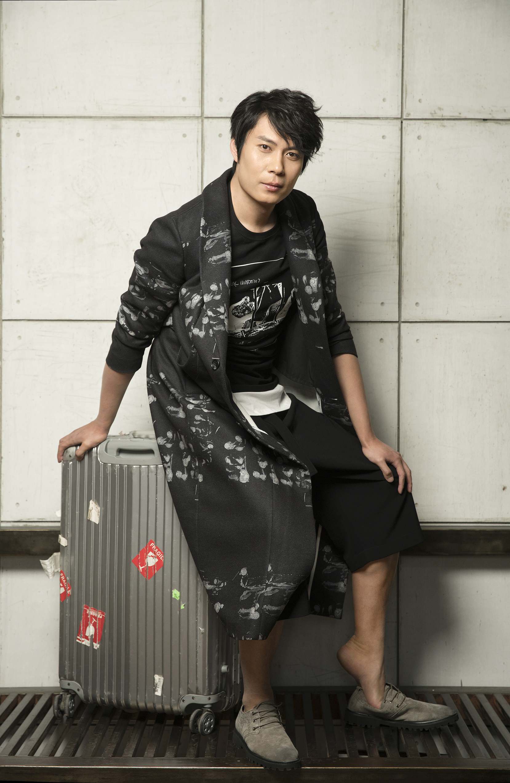 艾伦跑龙套,艾伦首次上春晚