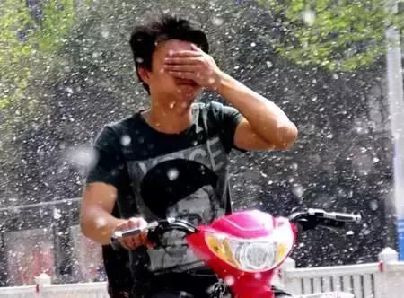 降温+停暖+‘降雪’！最低2℃！挺住，再上5天班好日子就来了！