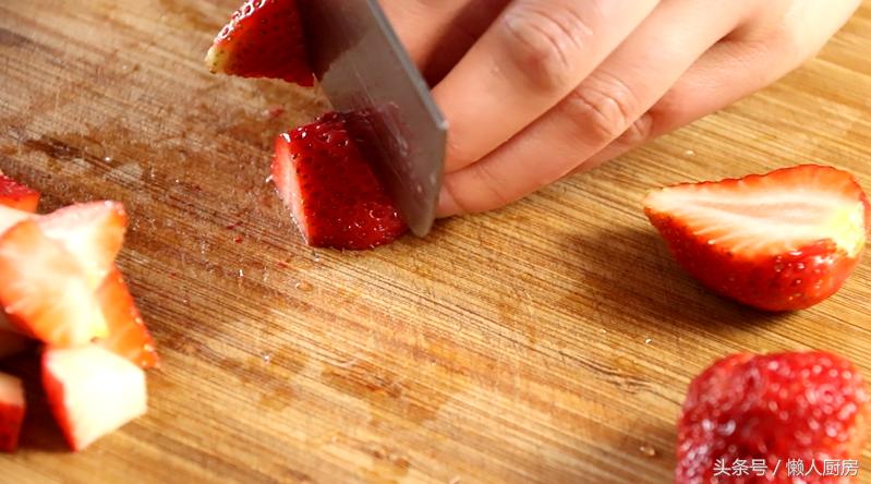 吃不完的草莓怎么做,吃不完的草莓怎么来做酱