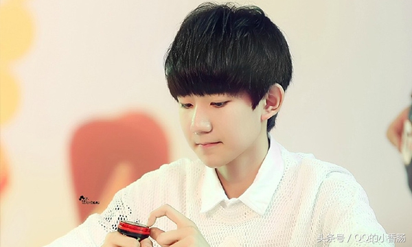 如何看待男孩早恋,如何看待男孩子偶尔的幼稚