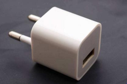 充电器总是发出吱吱的声音安全吗,手机充电器发出吱吱响危险吗