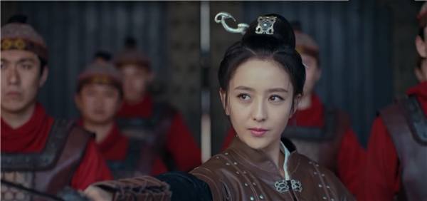 琅琊榜2荀皇后领盒饭,琅琊榜2蒙浅雪拔箭动作