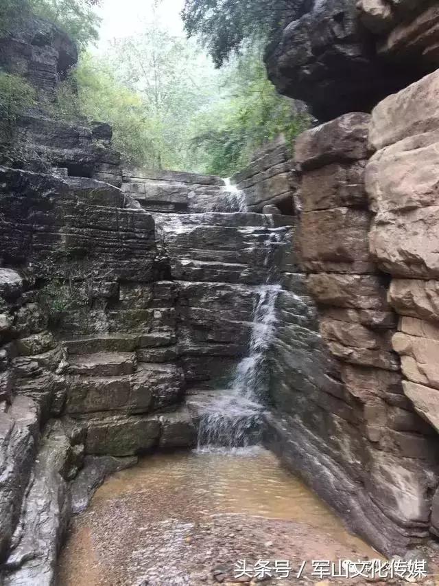 运城大梯子崖的桃花几月去最好,河津黄河大梯子崖景区天气预报