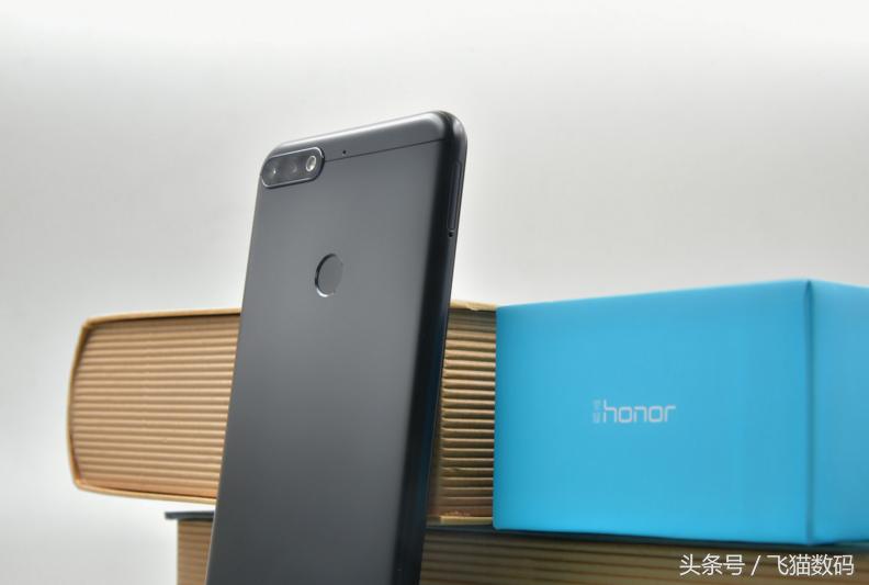 荣耀畅玩7x评价,荣耀畅玩7c测试