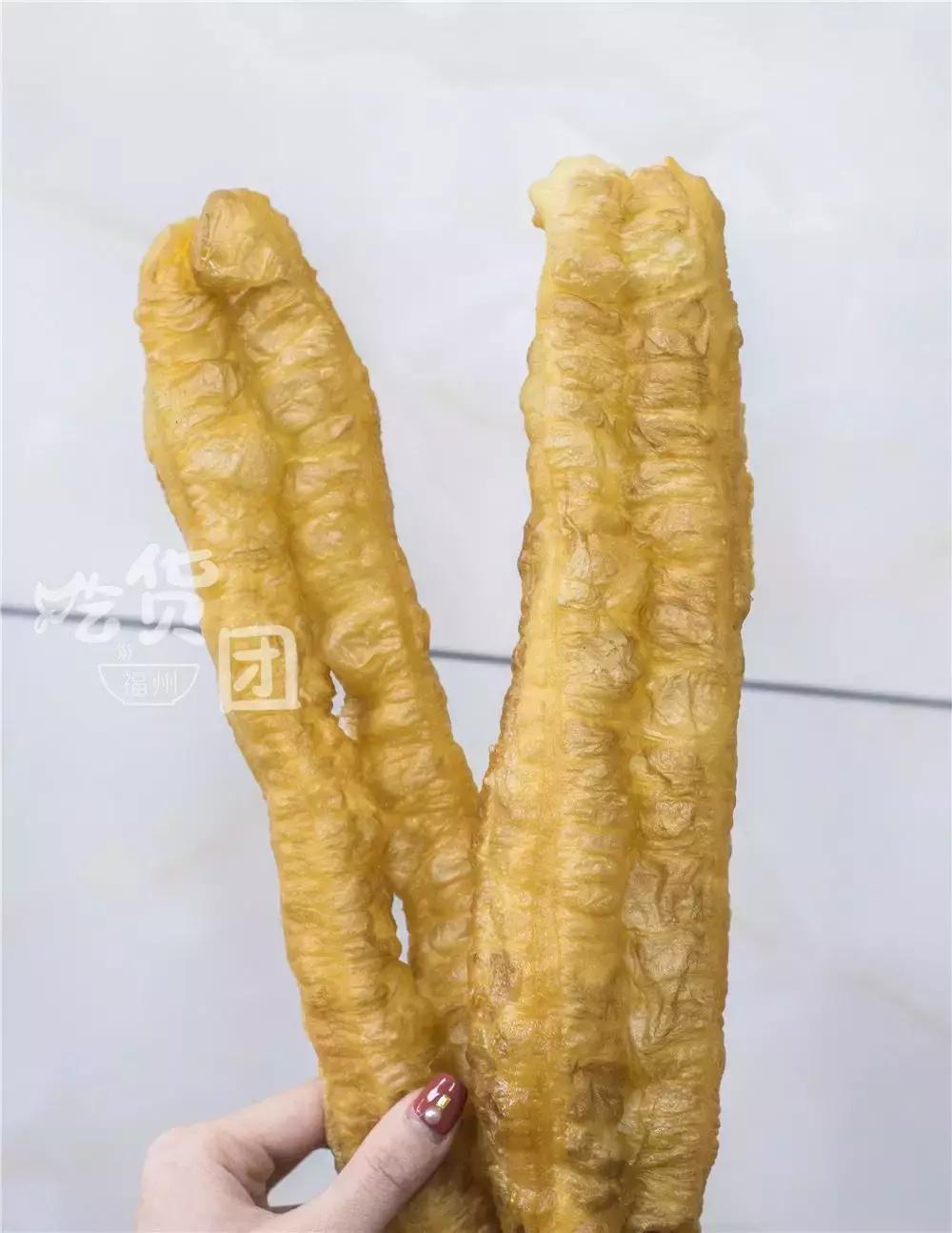 这家店的老板心太坏，放这么多料，是存心为难我胖虎？