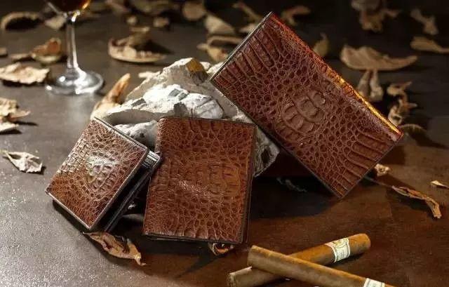 泰国鳄鱼皮具价格,鳄鱼皮具制作