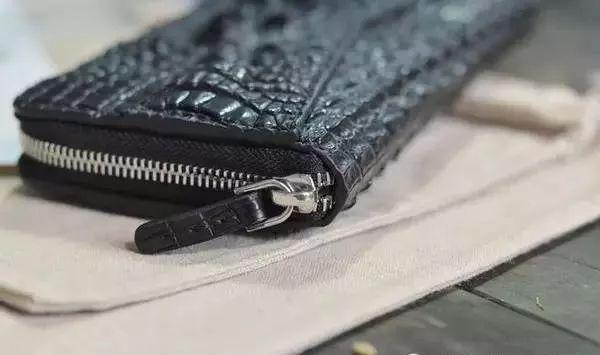 泰国鳄鱼皮具价格,鳄鱼皮具制作