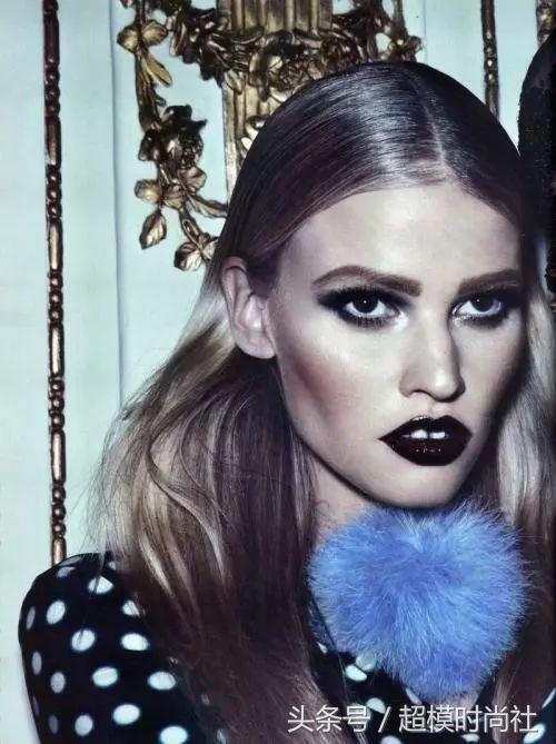 牙缝成特色？C*杯罩**超模大器晚成！因“胖”引争议