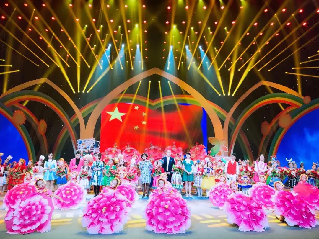 央视少儿节目大手牵小手走进甘肃,少儿频道大手牵小手2020年央视网