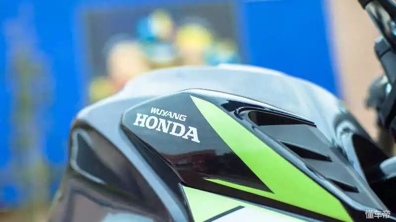 国四电喷幻影150价格,五羊本田幻影150国四电喷摩托车